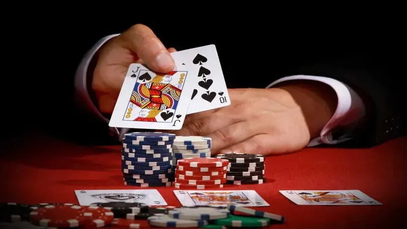Hướng dẫn chi tiết cách chơi bài Poker Sumclub cho tân thủ